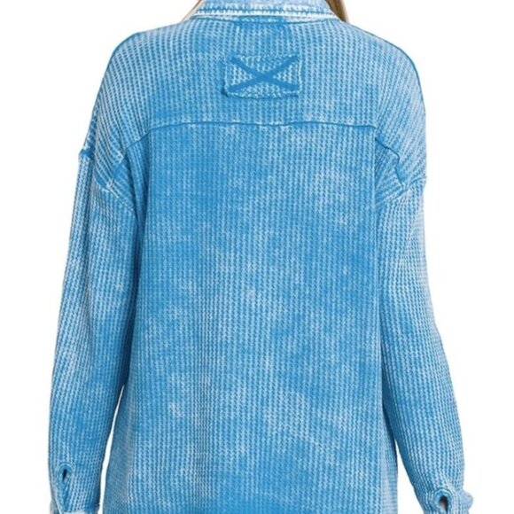 Zenana Outfitters BLUE Waffle Mineral Wash Distressed Button Down Shacket Top - Picture 2 of 7